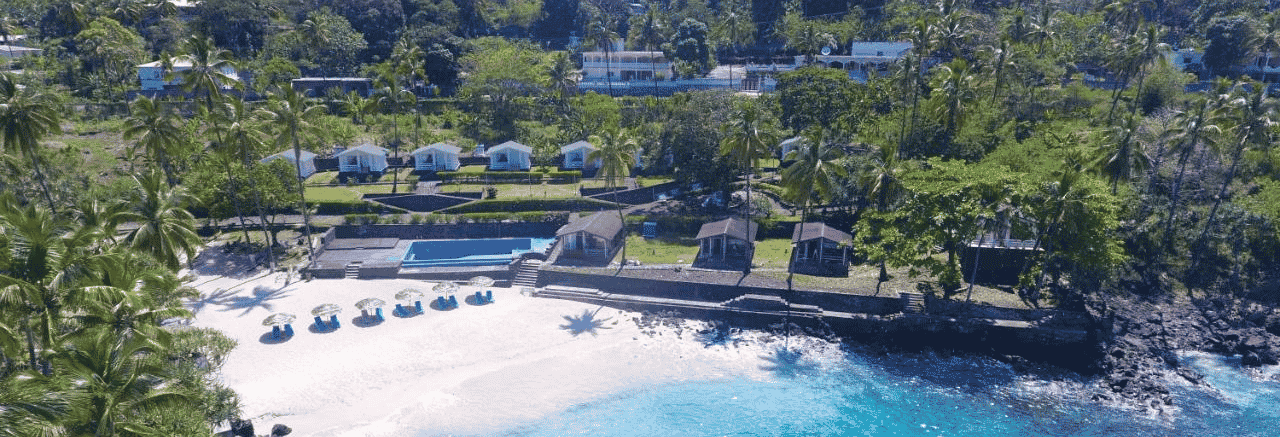 This a picture of the beach bungalows of the 4 star Golden Tulip Grande Comore Resort & Spa in Moroni, the capital of the Union of Comoros. Under the picture, on this page, you can read about the legal status of the various forms of Comoros games of chance: internet lottery, digital bingo, electronic poker, sports betting, crypto wagering. There is also info about betting on blood sports, the licensing system, and taxation of gambling winnings, and you can find a list of licensed online gambling websites, which accept Comorian players.
