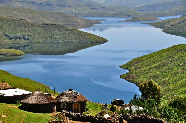 Picture of Lesotho's gorgeous landscape. Gambling is legal in the country, but online gambling is not yet regulated.