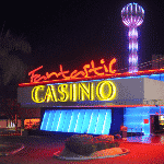 This is a picture of Fantastic Casino Dorado, a slot hall in Panama City. This is the last element of this list of the TOP 5 gambling establishments in Panama. You can find the other electronic casinos, slot parlours on this list above this one. To the right of the picture you can read more about this Panamanian slot hall.