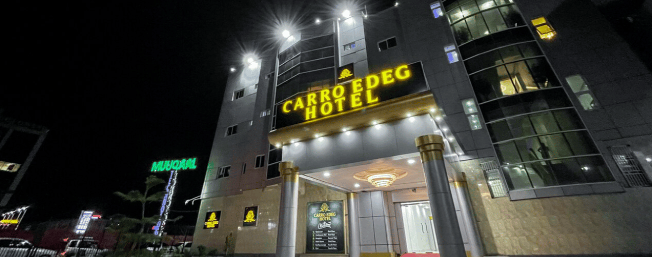 This is a photo of front entrance gate of Carro Edeg Hotel, at night, in Hargeisa, the capital of the disputed territory Somaliland (only de facto independent). Under this picture, on this page, you can find a list of all terrestrial Somalia casinos, info about the legal status of gaming venues, slot halls, their taxation regime, licensing system, and you can find a list of Somalian licensed online casinos, which accept players from the country.